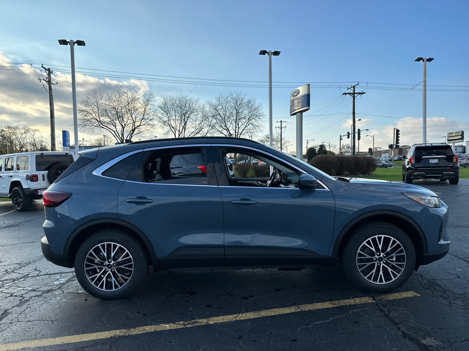 2025 Ford Escape PHEV 9