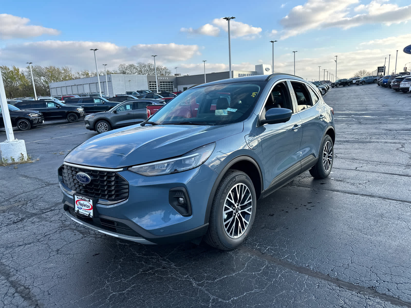 2025 Ford Escape PHEV 4