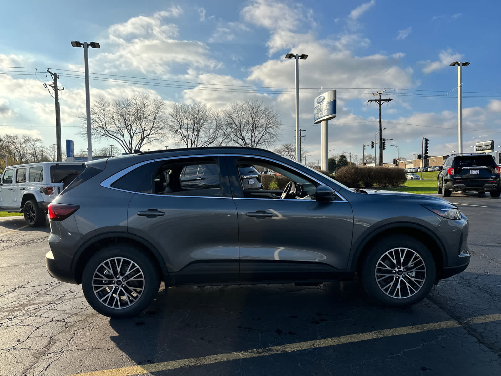 2025 Ford Escape PHEV 9