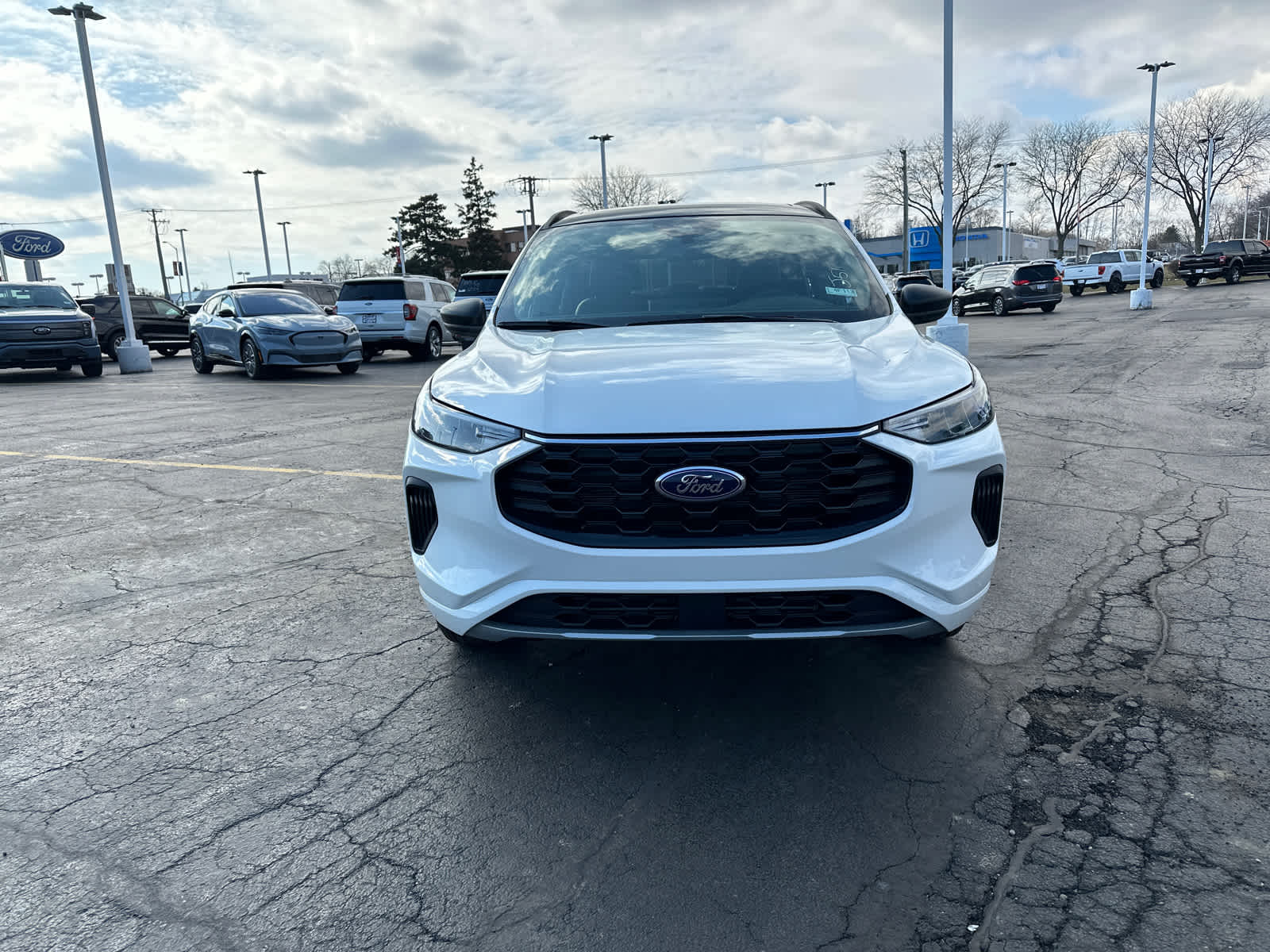 2024 Ford Escape ST-Line 3