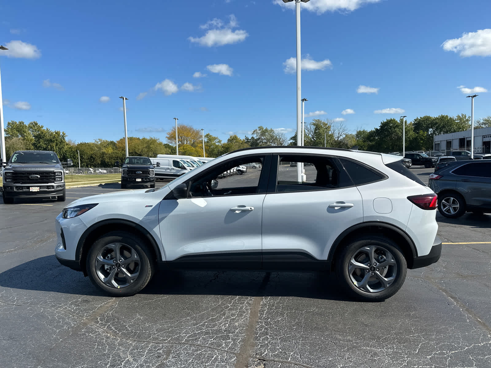 2025 Ford Escape ST-Line 5