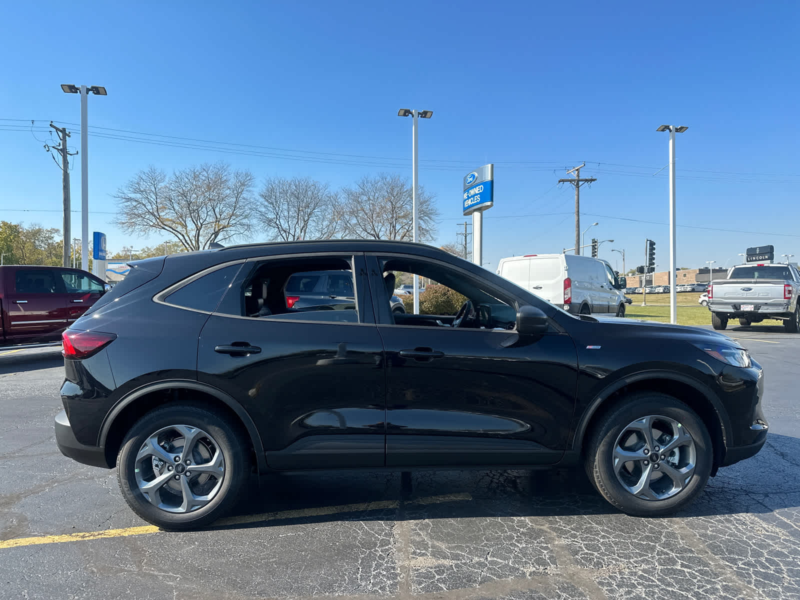 2025 Ford Escape ST-Line 9