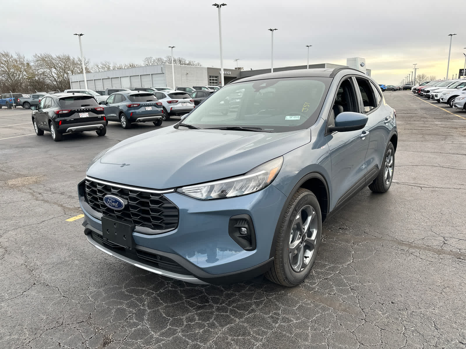 2025 Ford Escape ST-Line Select 4