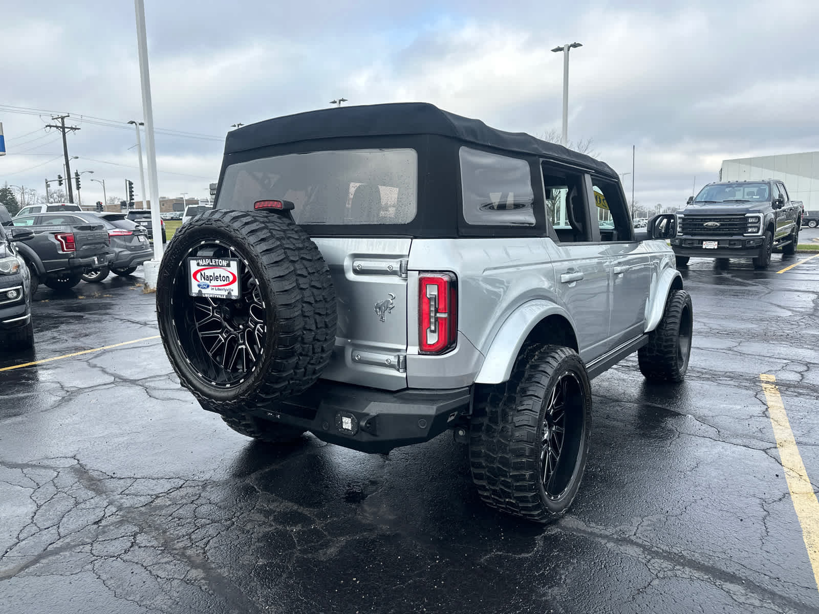 2022 Ford Bronco Outer Banks 8