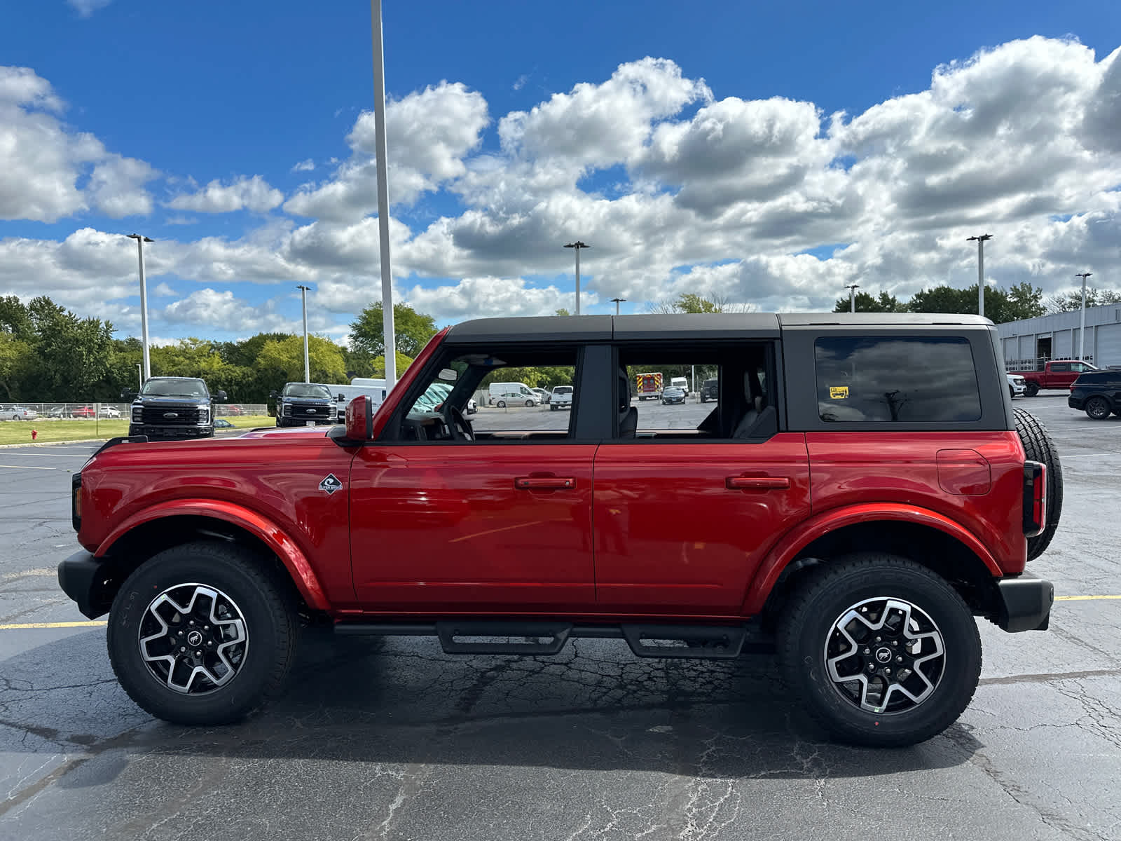 2024 Ford Bronco Outer Banks 5