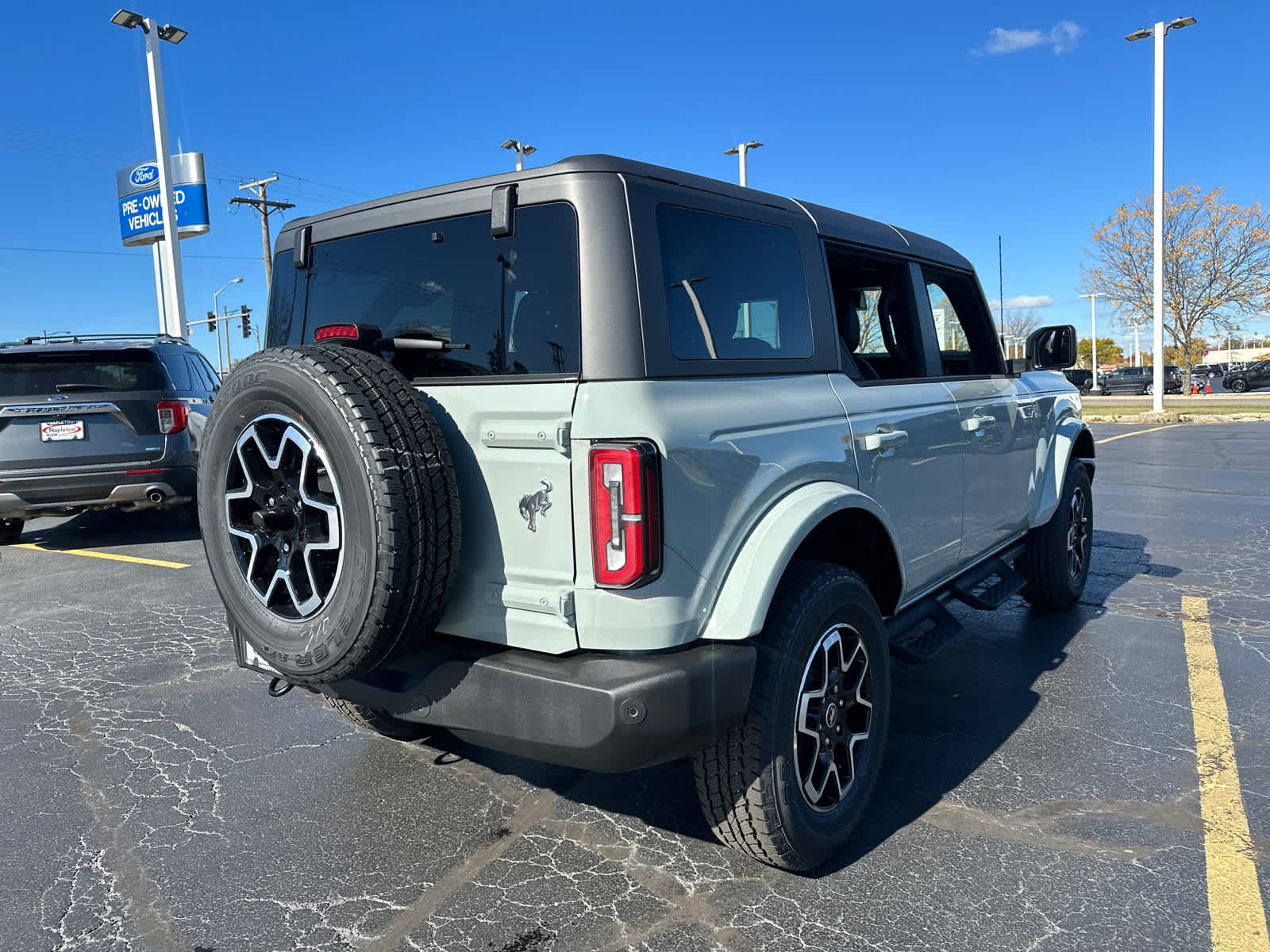 2024 Ford Bronco Outer Banks 8