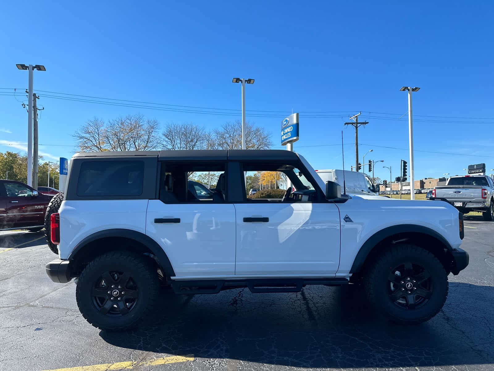 2024 Ford Bronco Black Diamond 9