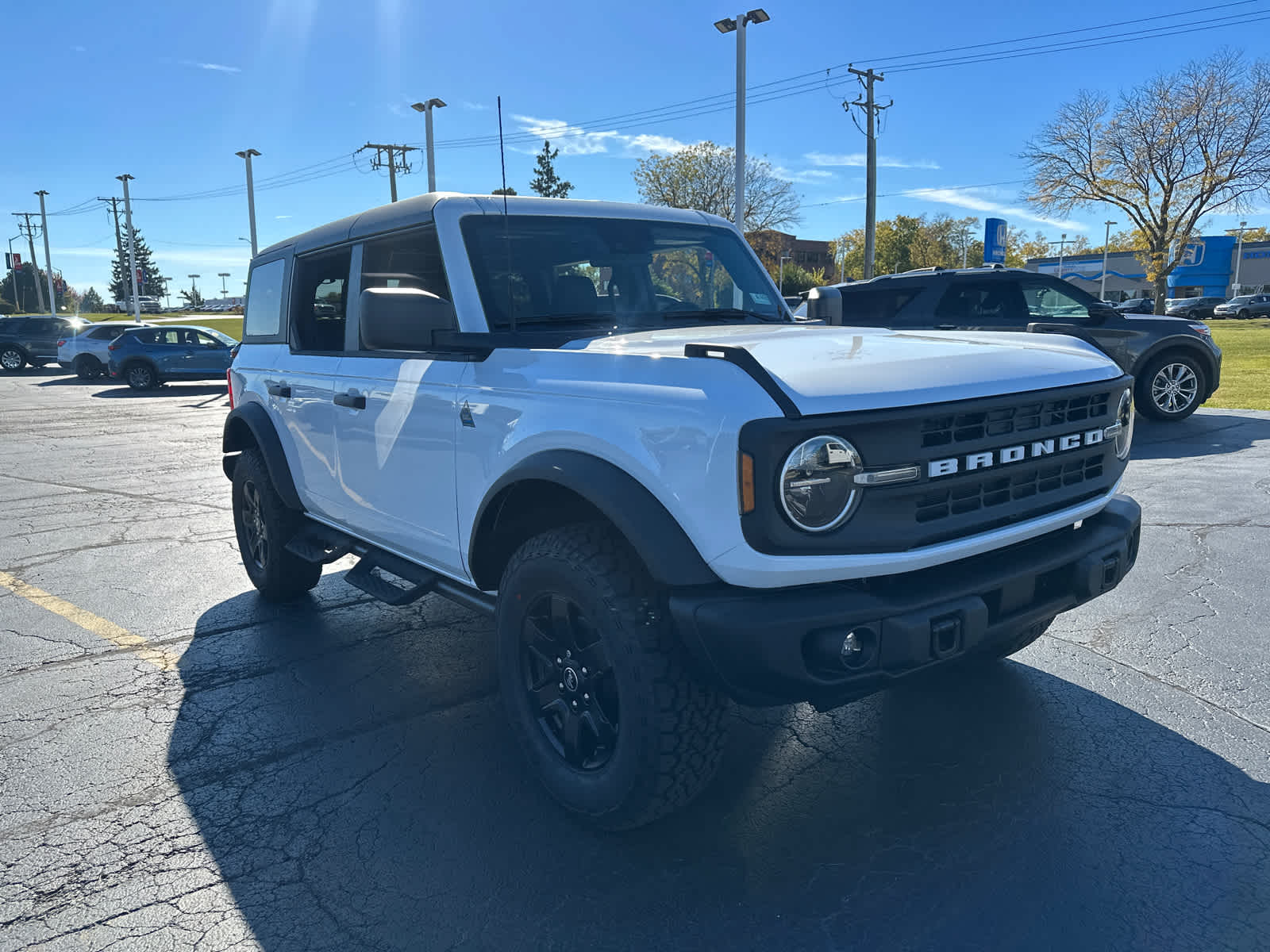 2024 Ford Bronco Black Diamond 10