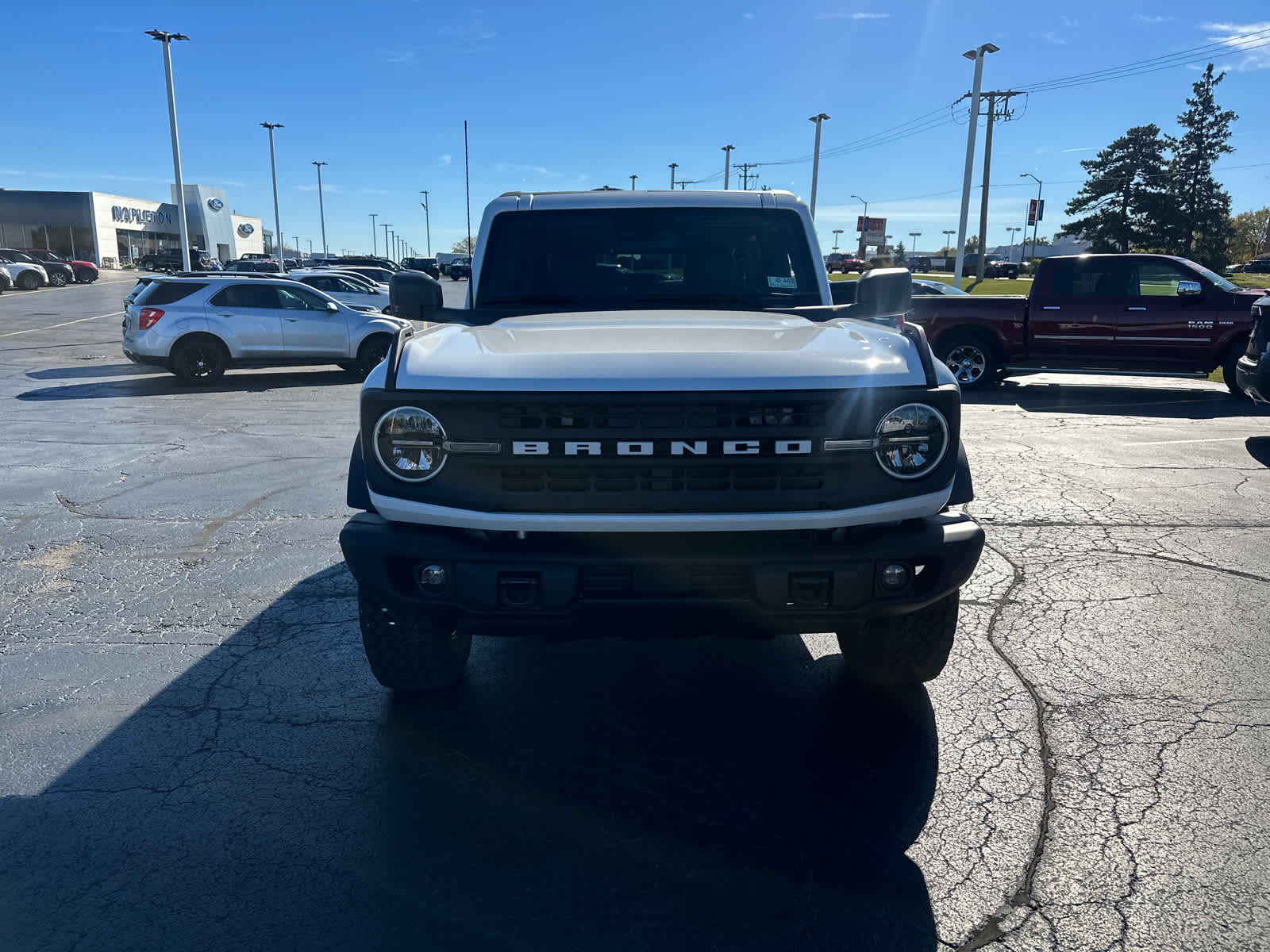 2024 Ford Bronco Black Diamond 3