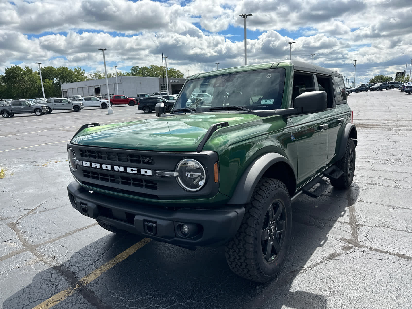 2024 Ford Bronco Black Diamond 4