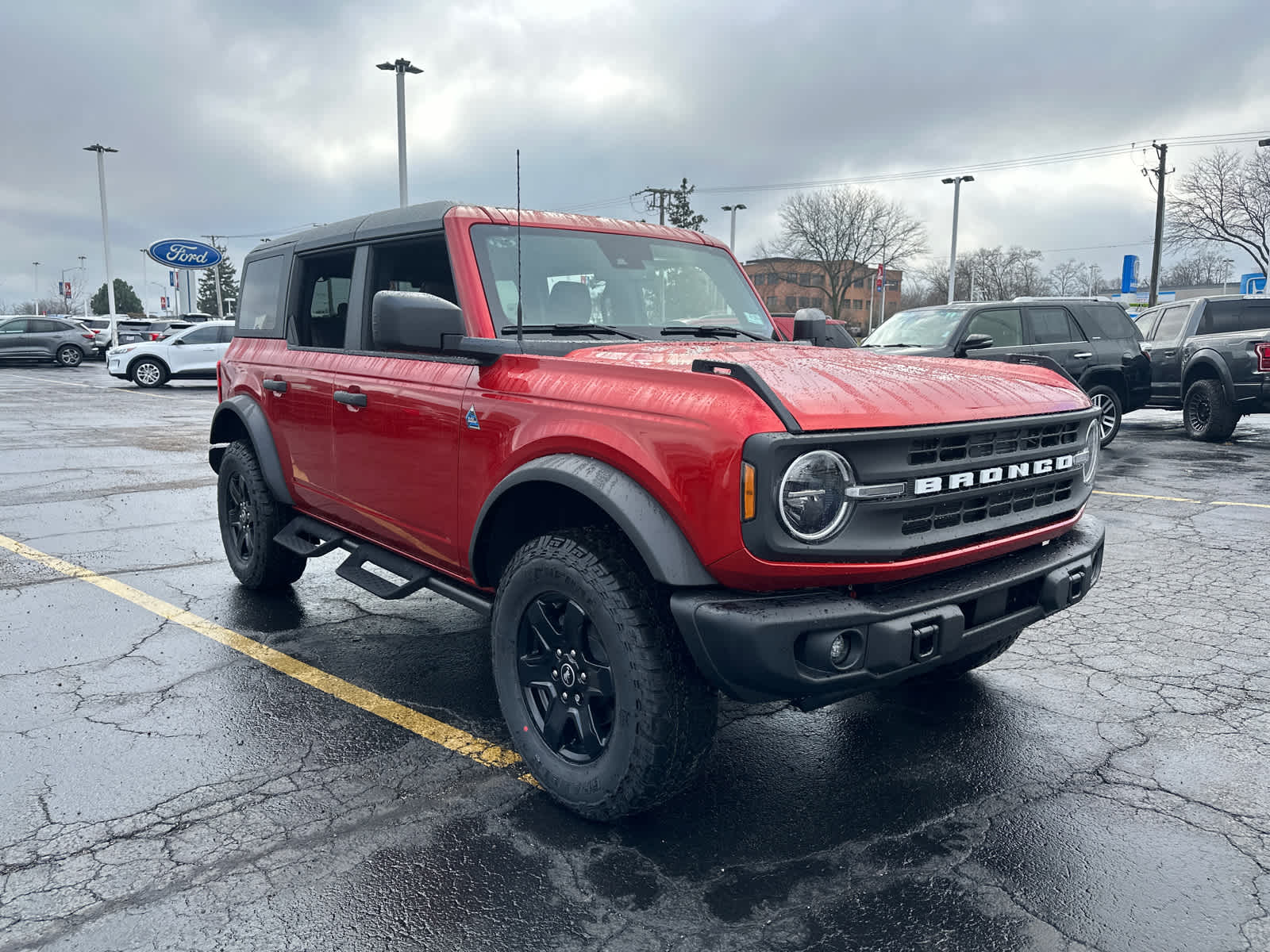 2024 Ford Bronco Black Diamond 10