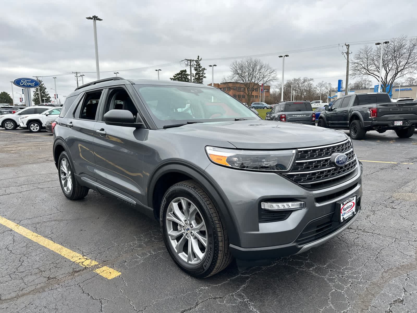 2022 Ford Explorer XLT 10