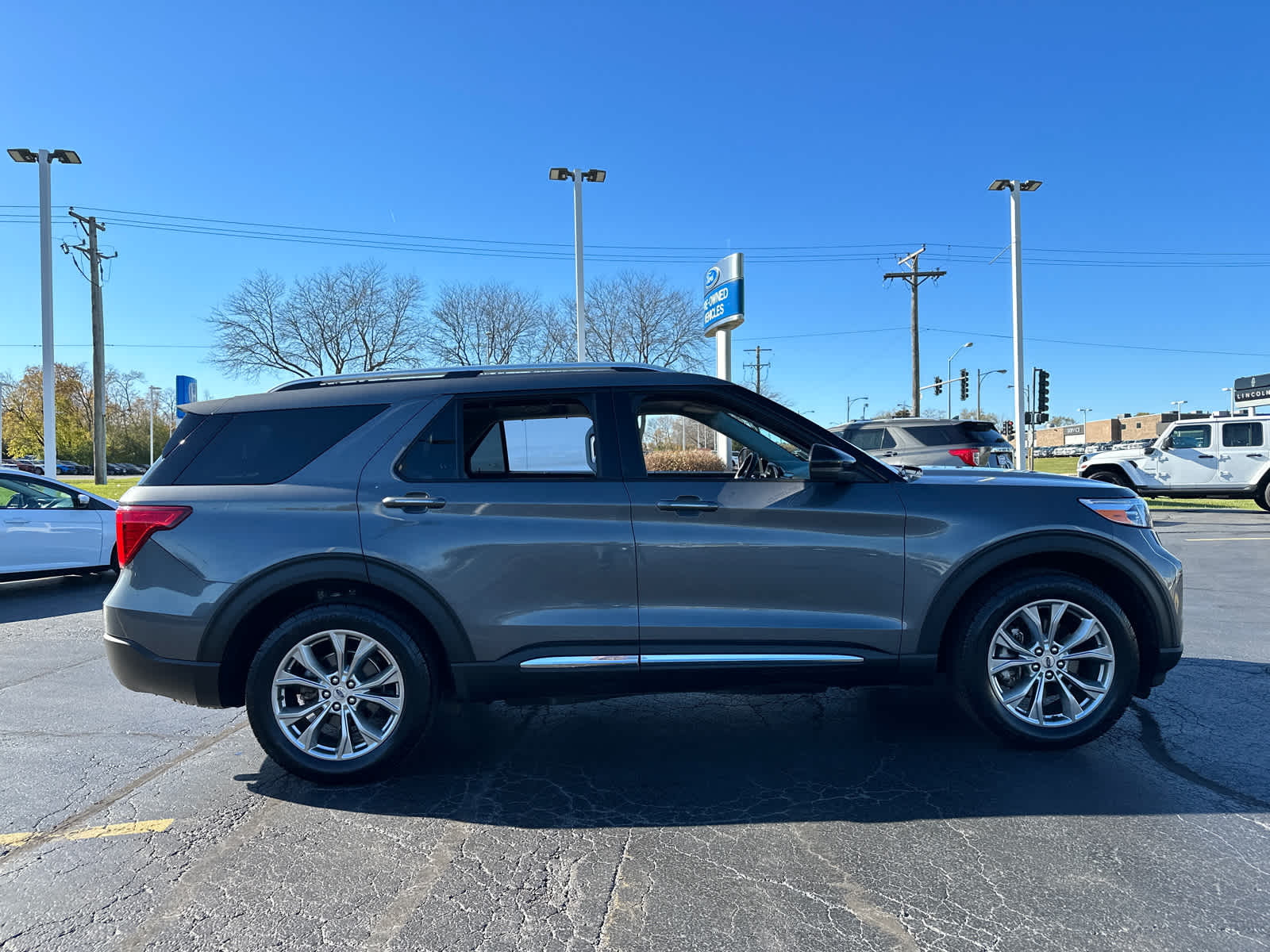 2021 Ford Explorer Limited 9