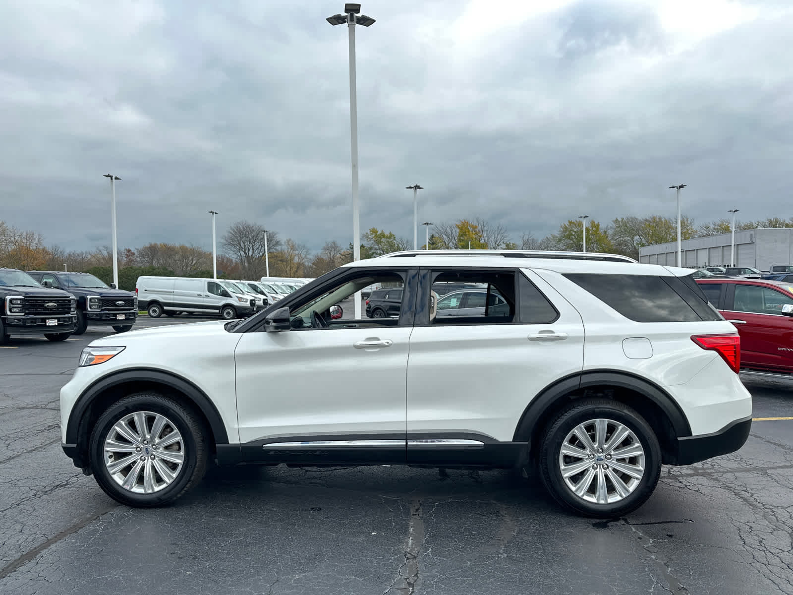 2020 Ford Explorer Limited 5