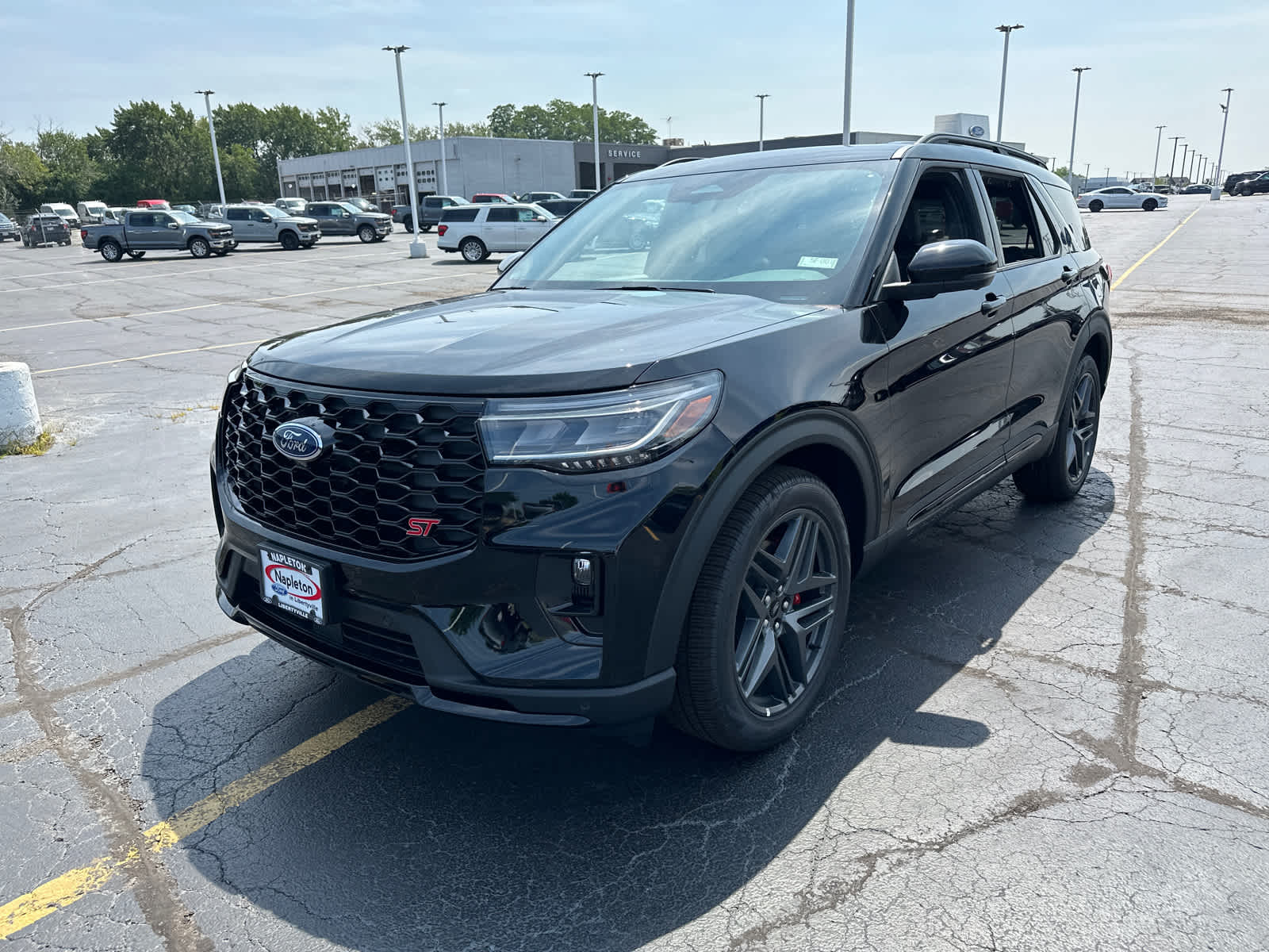 2025 Ford Explorer ST 4