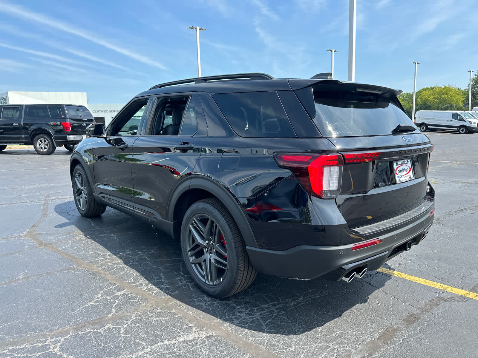 2025 Ford Explorer ST 6