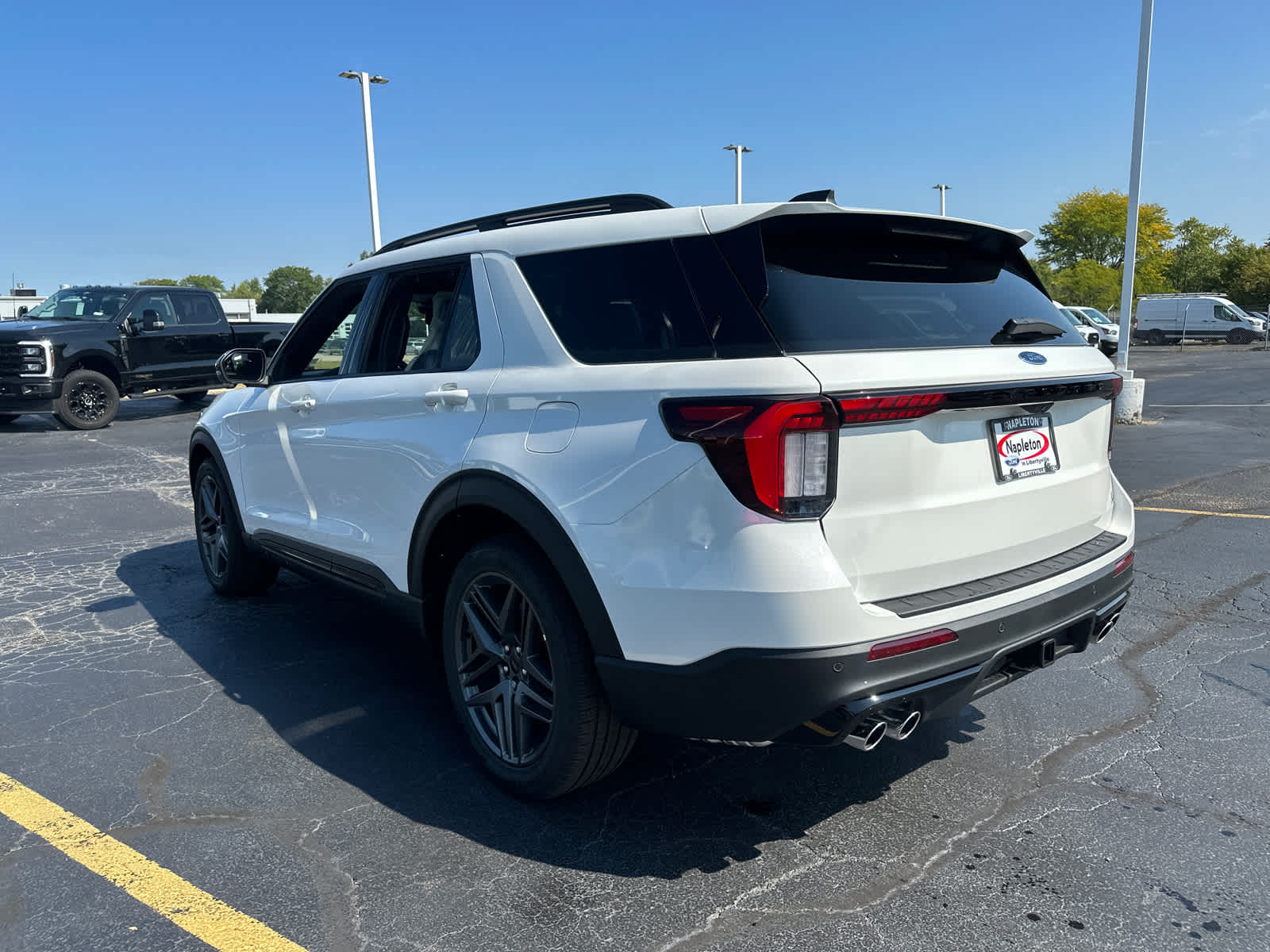 2025 Ford Explorer ST 6