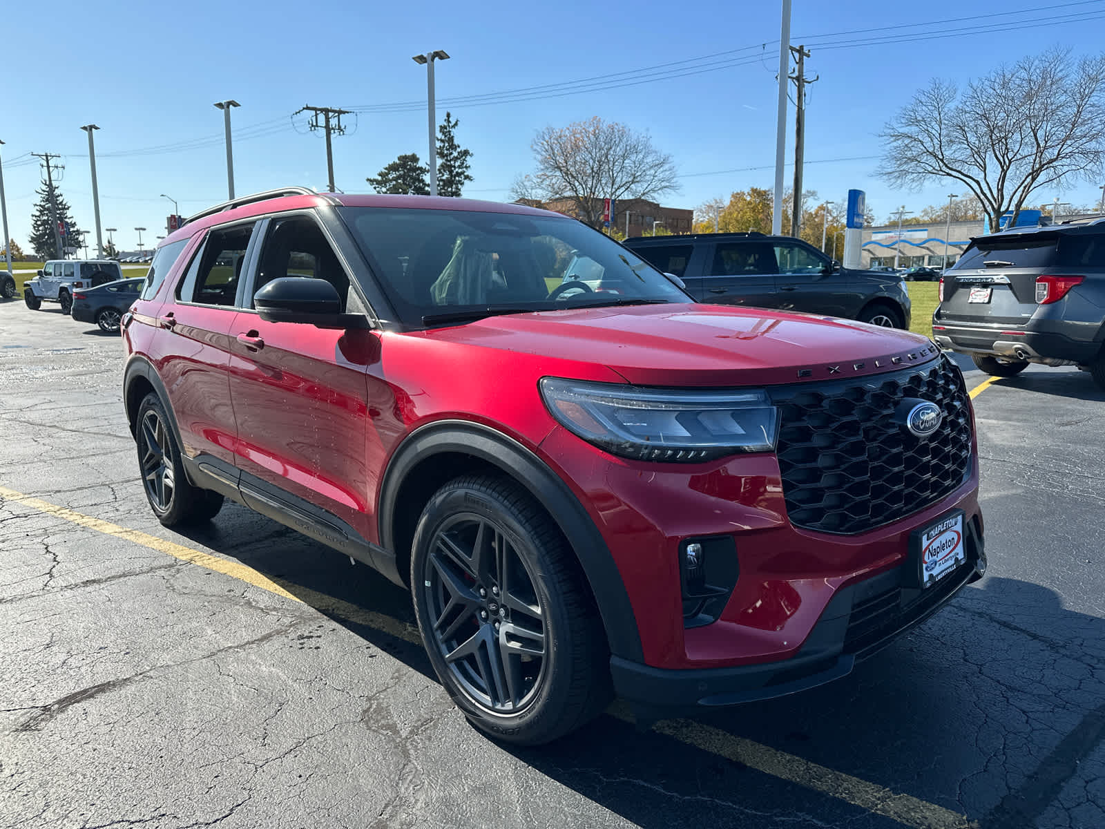 2025 Ford Explorer ST 10