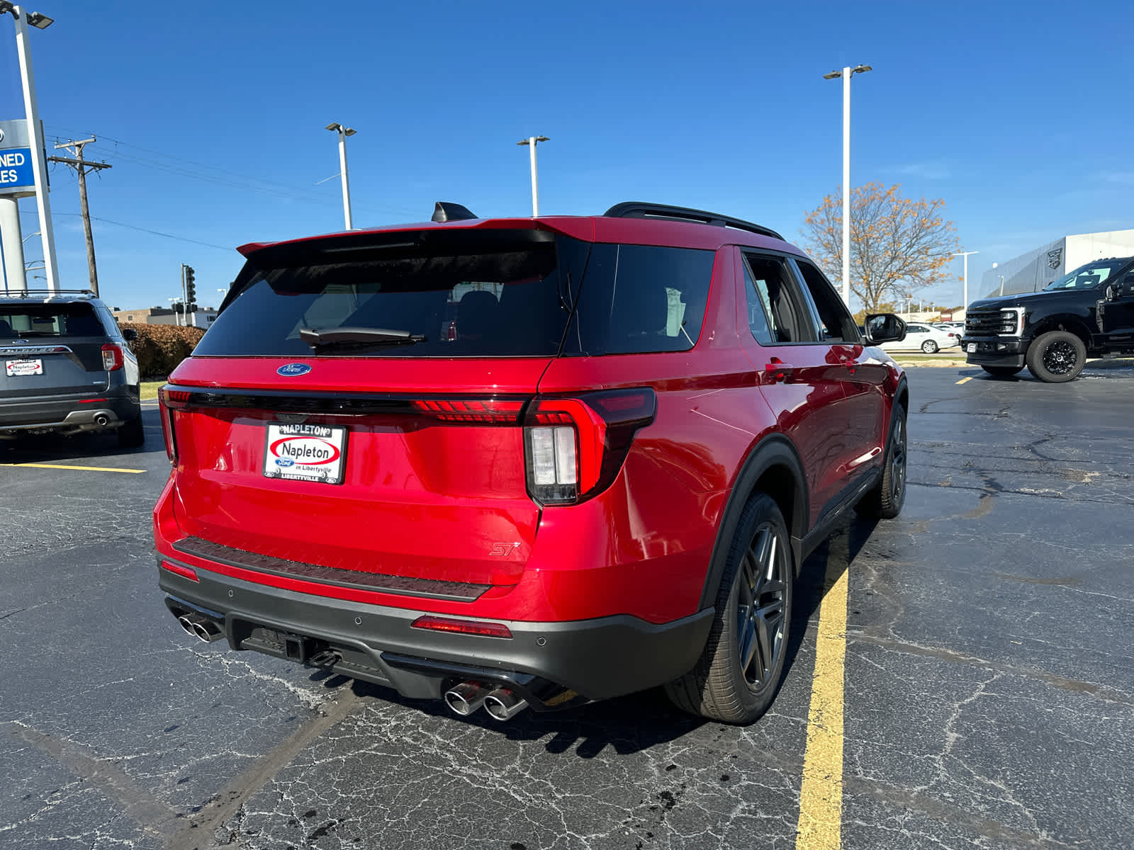 2025 Ford Explorer ST 8