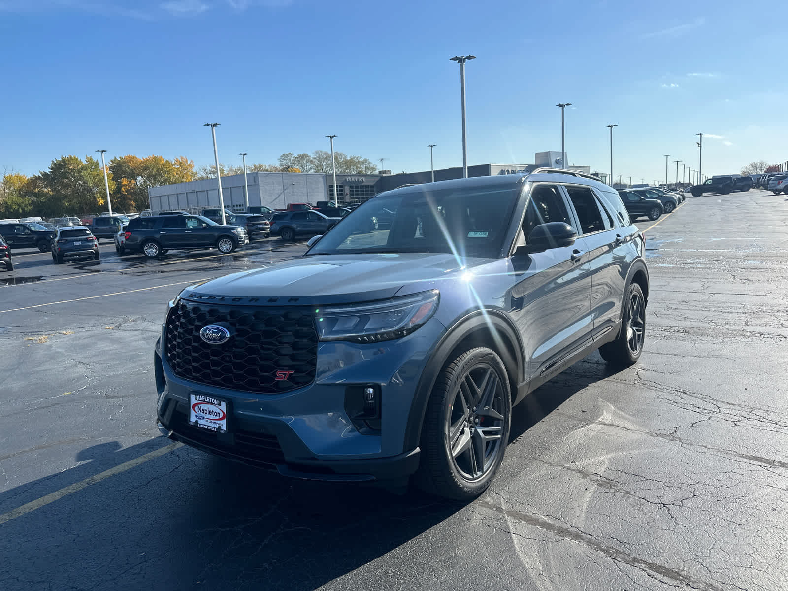 2025 Ford Explorer ST 4