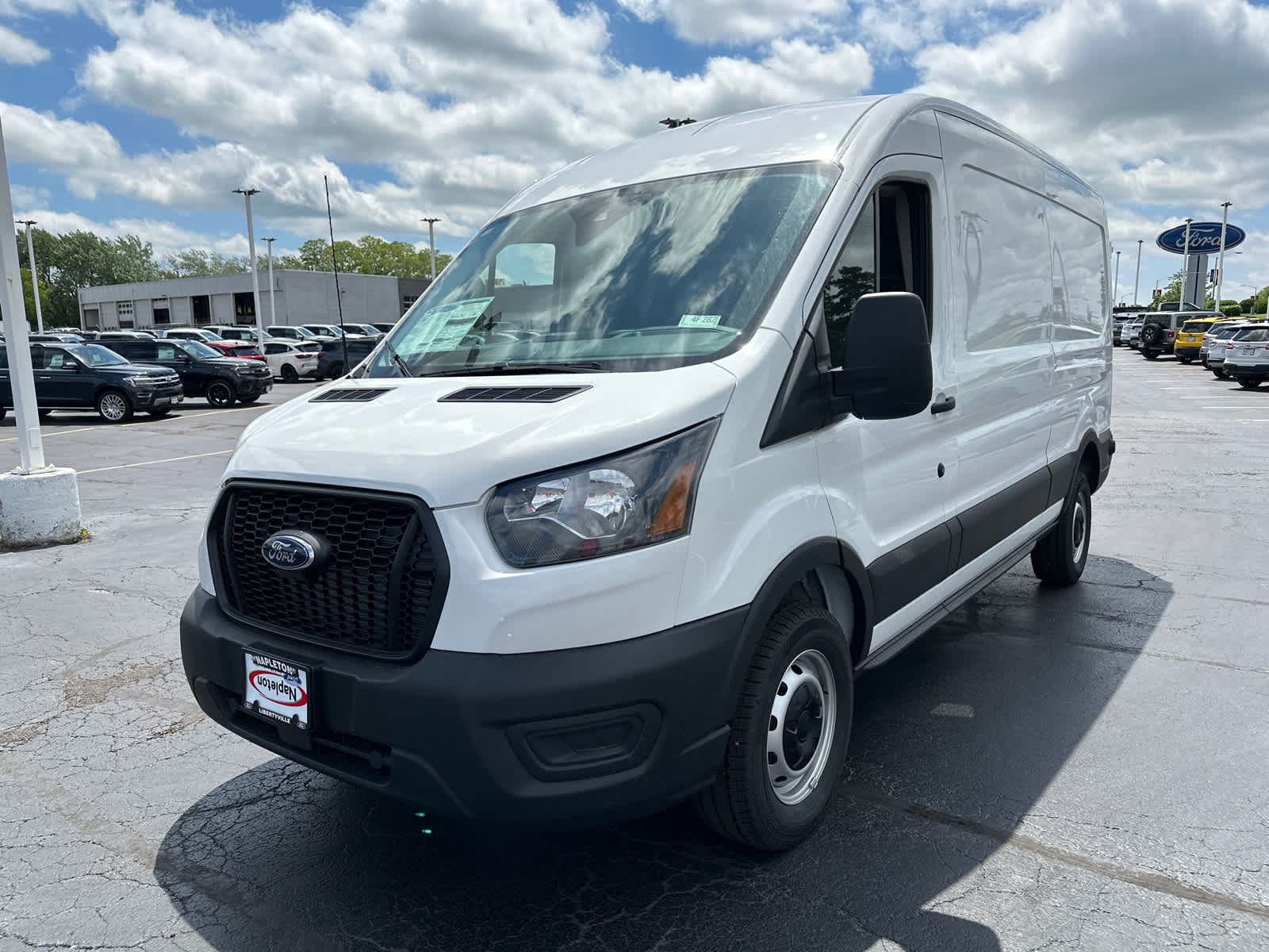 2024 Ford Transit T-250 148  MED RF 9070 GV 4