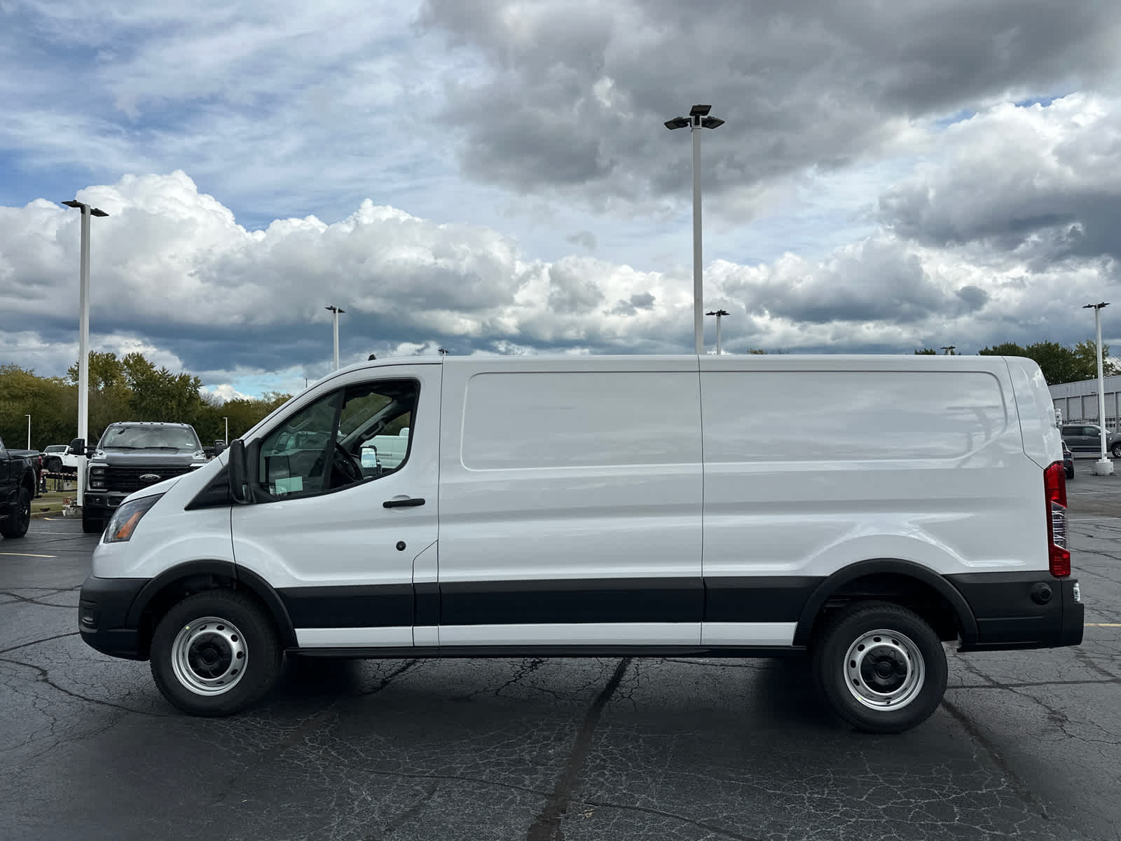 2024 Ford Transit T-250 148  LOW RF 9070 GV 5