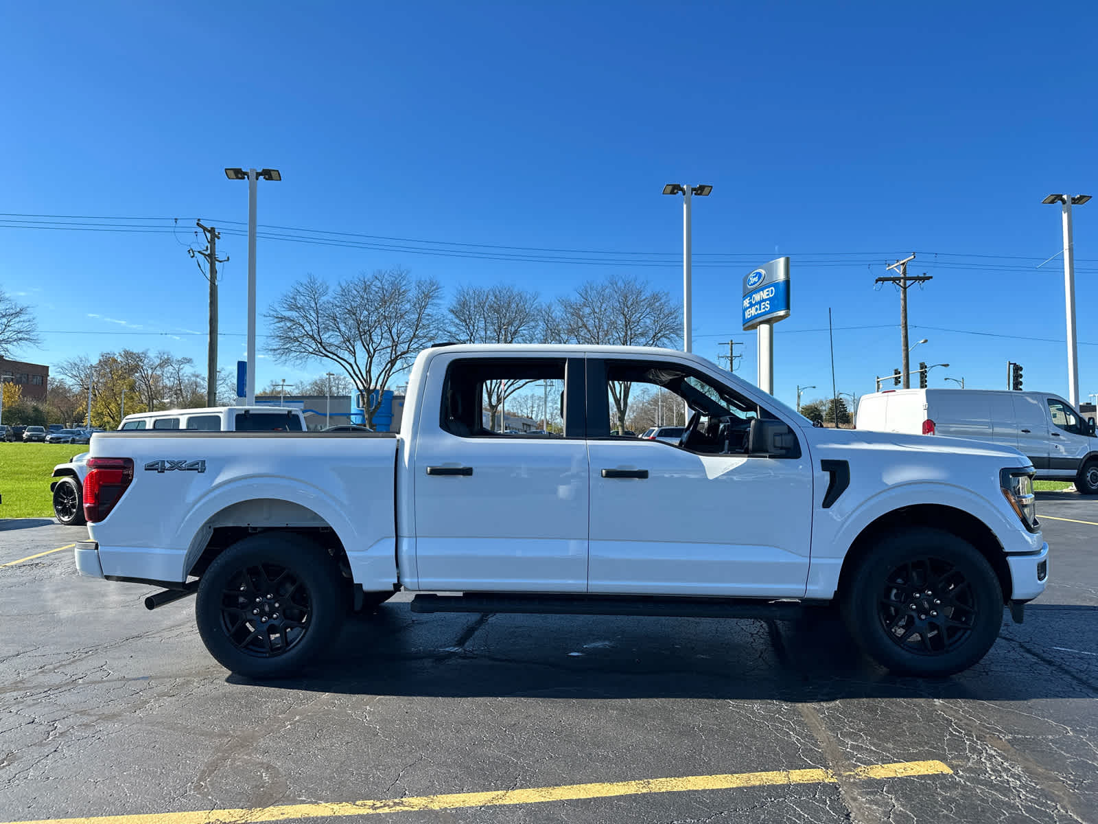 2024 Ford F-150 STX 4WD SuperCrew 5.5 Box 9