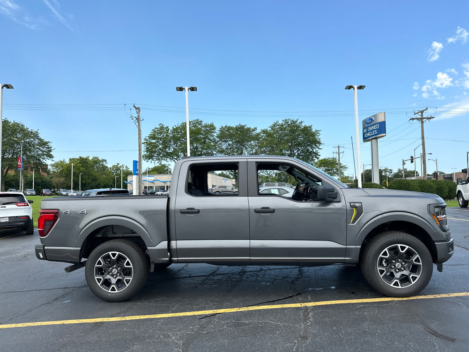 2024 Ford F-150 STX 4WD SuperCrew 5.5 Box 9