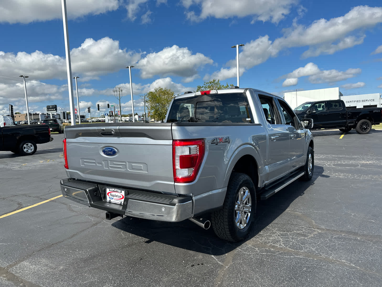 2022 Ford F-150 LARIAT 4WD SuperCrew 5.5 Box 8