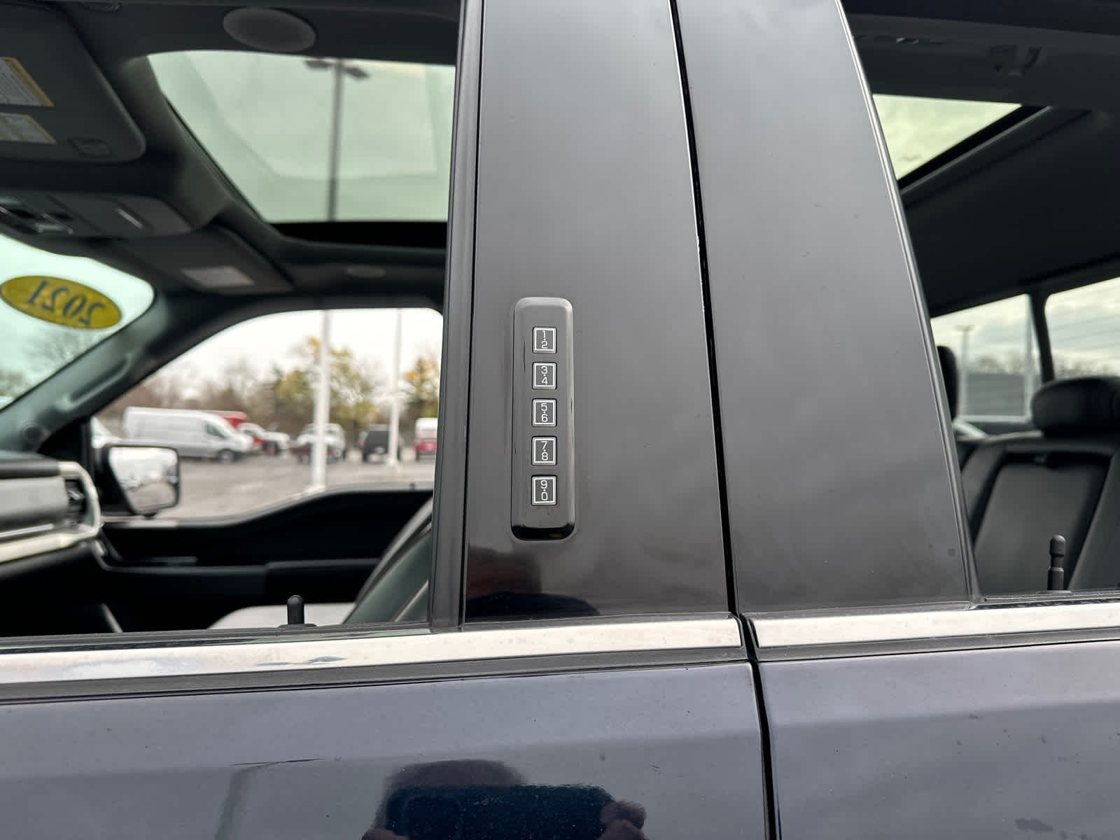 2021 Ford F-150 LARIAT 14