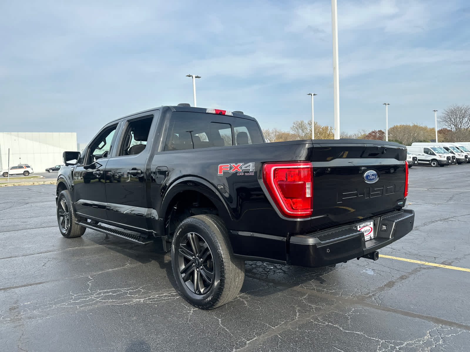 2022 Ford F-150 XLT 4WD SuperCrew 5.5 Box 6