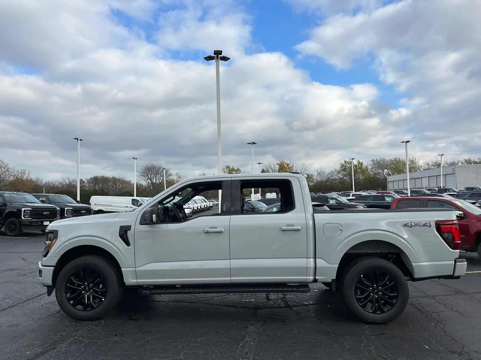 2024 Ford F-150 XLT 4WD SuperCrew 5.5 Box 5