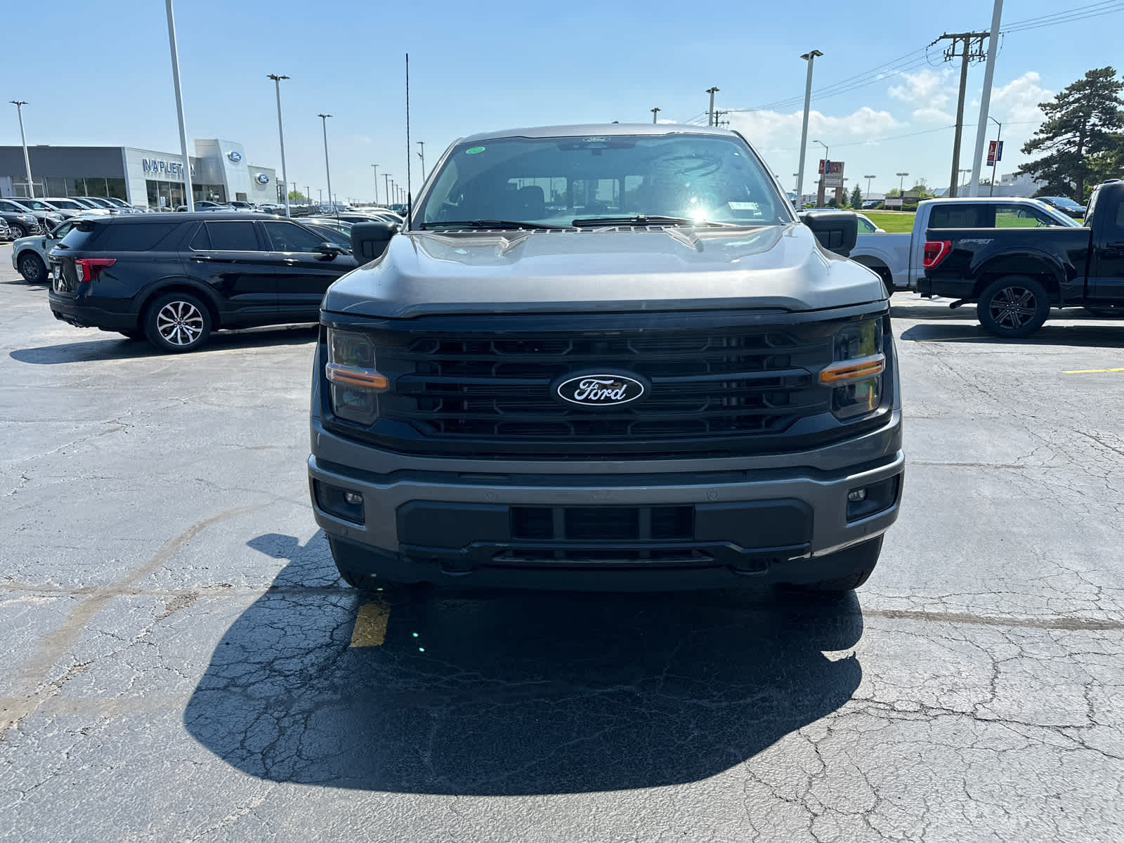 2024 Ford F-150 XLT 4WD SuperCrew 5.5 Box 3