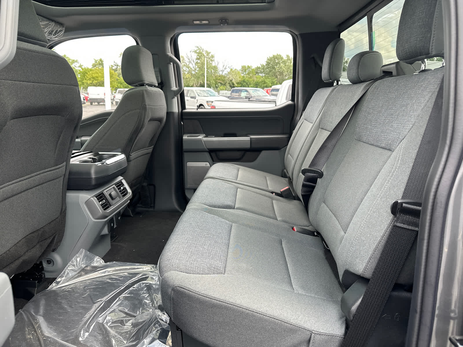 2024 Ford F-150 XLT 4WD SuperCrew 5.5 Box 32