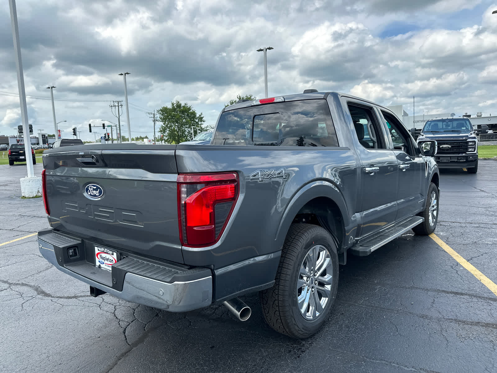 2024 Ford F-150 XLT 4WD SuperCrew 5.5 Box 8