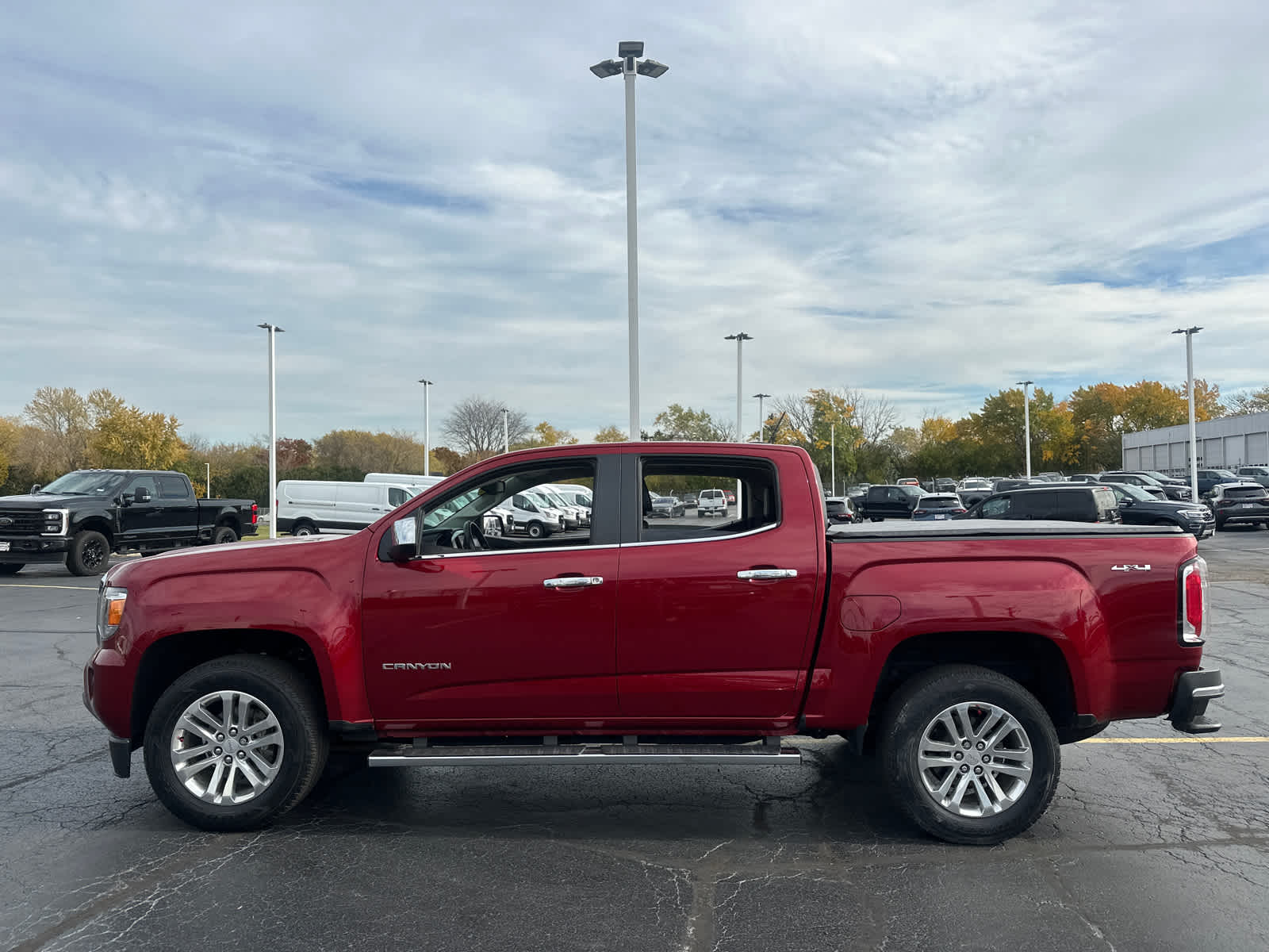 2018 GMC Canyon 4WD SLT Crew Cab 128.3 5