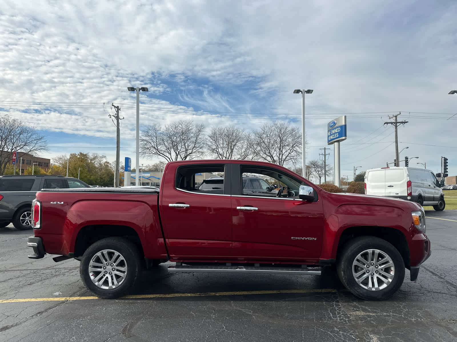 2018 GMC Canyon 4WD SLT Crew Cab 128.3 9