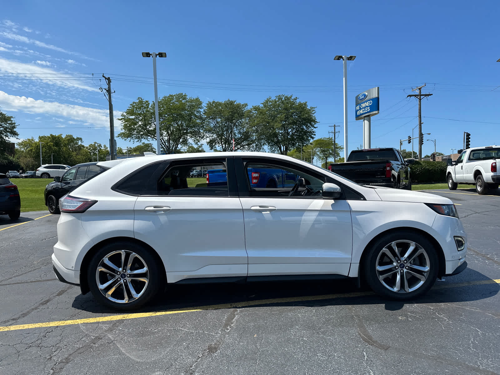 2016 Ford Edge Sport 9