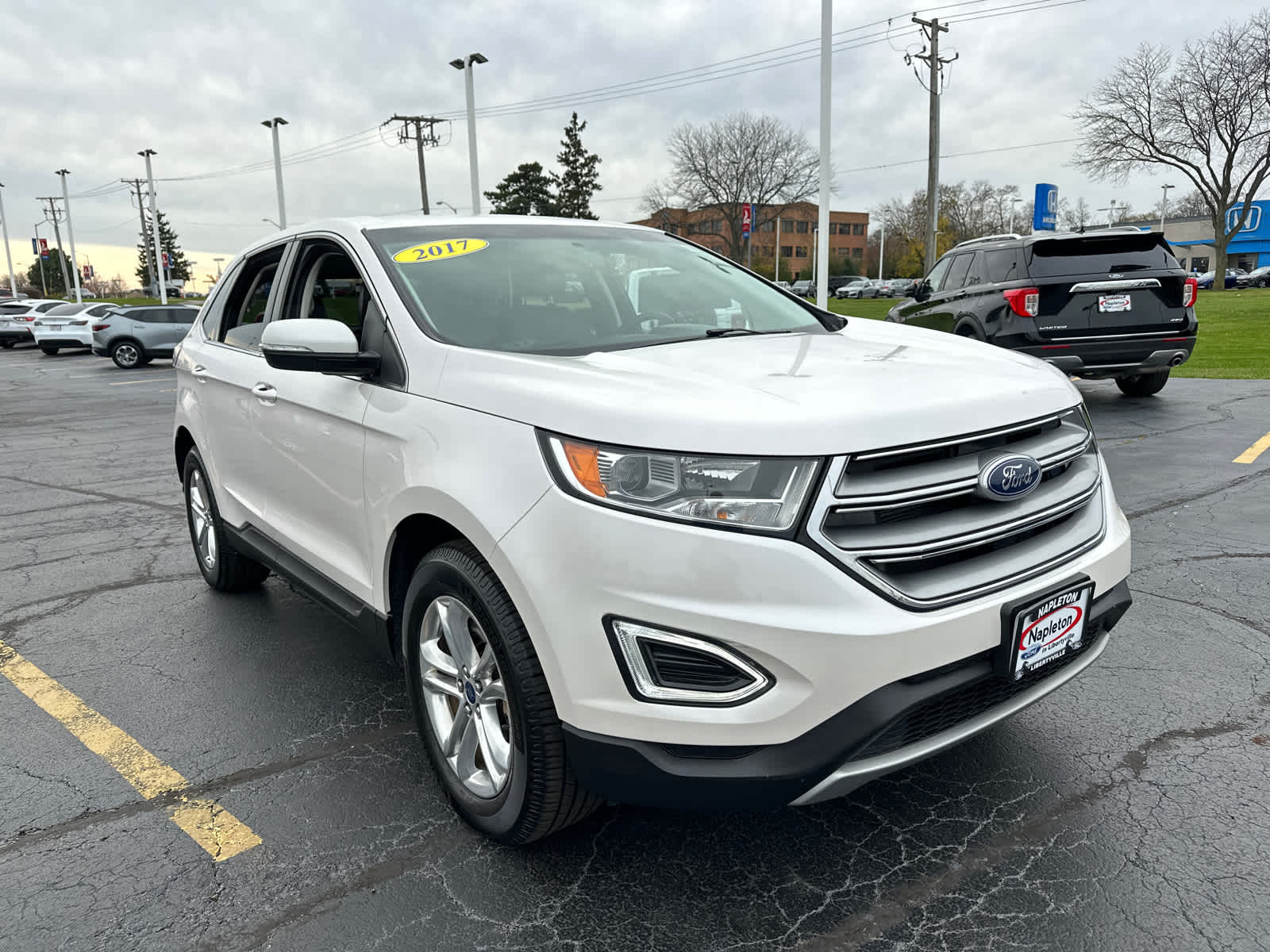 2017 Ford Edge SEL 10