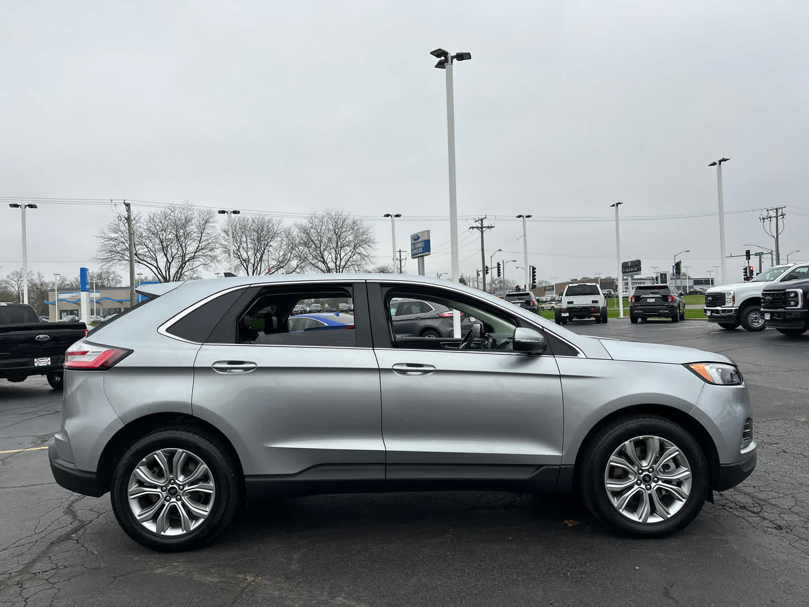 2024 Ford Edge Titanium 9