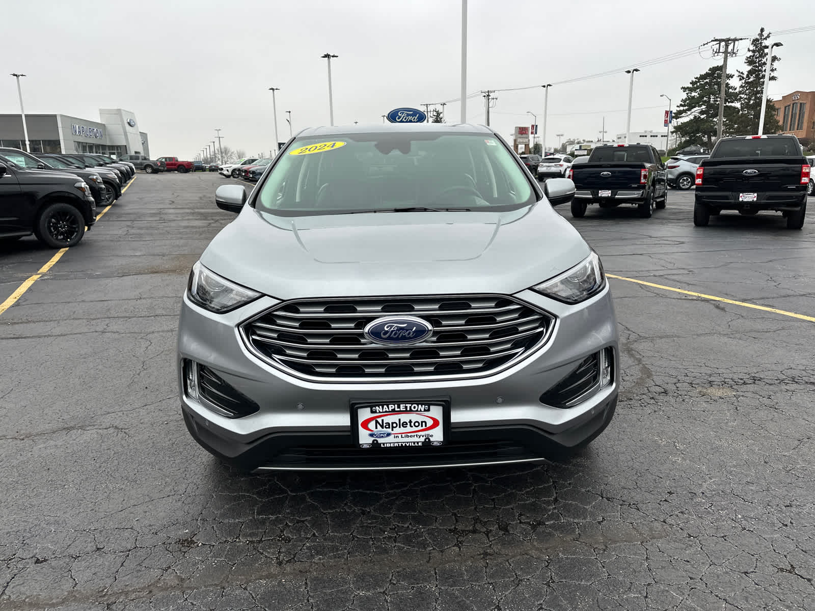 2024 Ford Edge Titanium 3