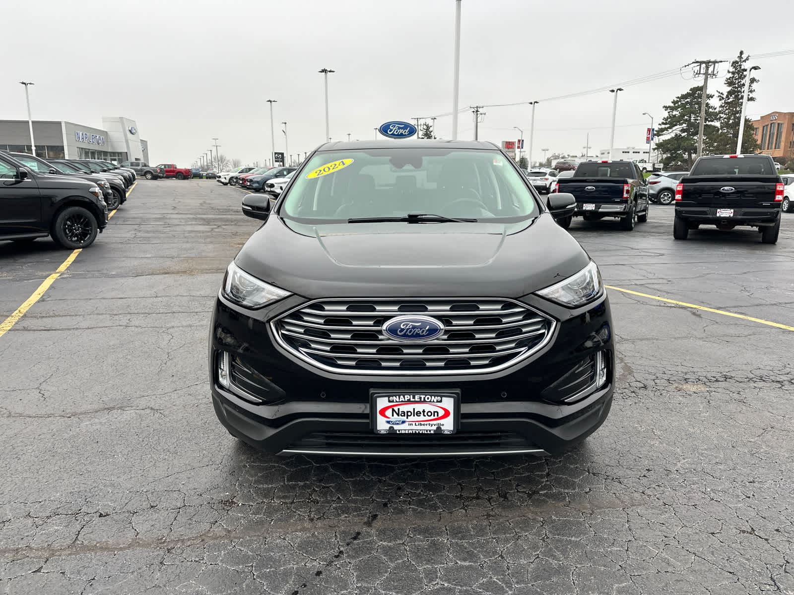 2024 Ford Edge Titanium 3