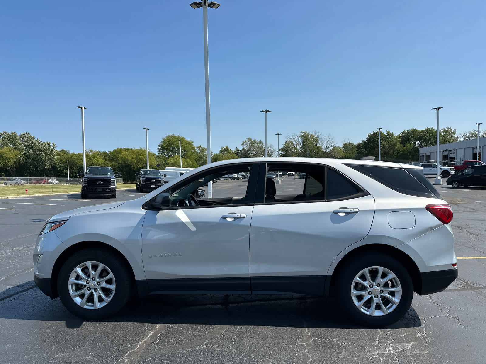 2018 Chevrolet Equinox LS 5