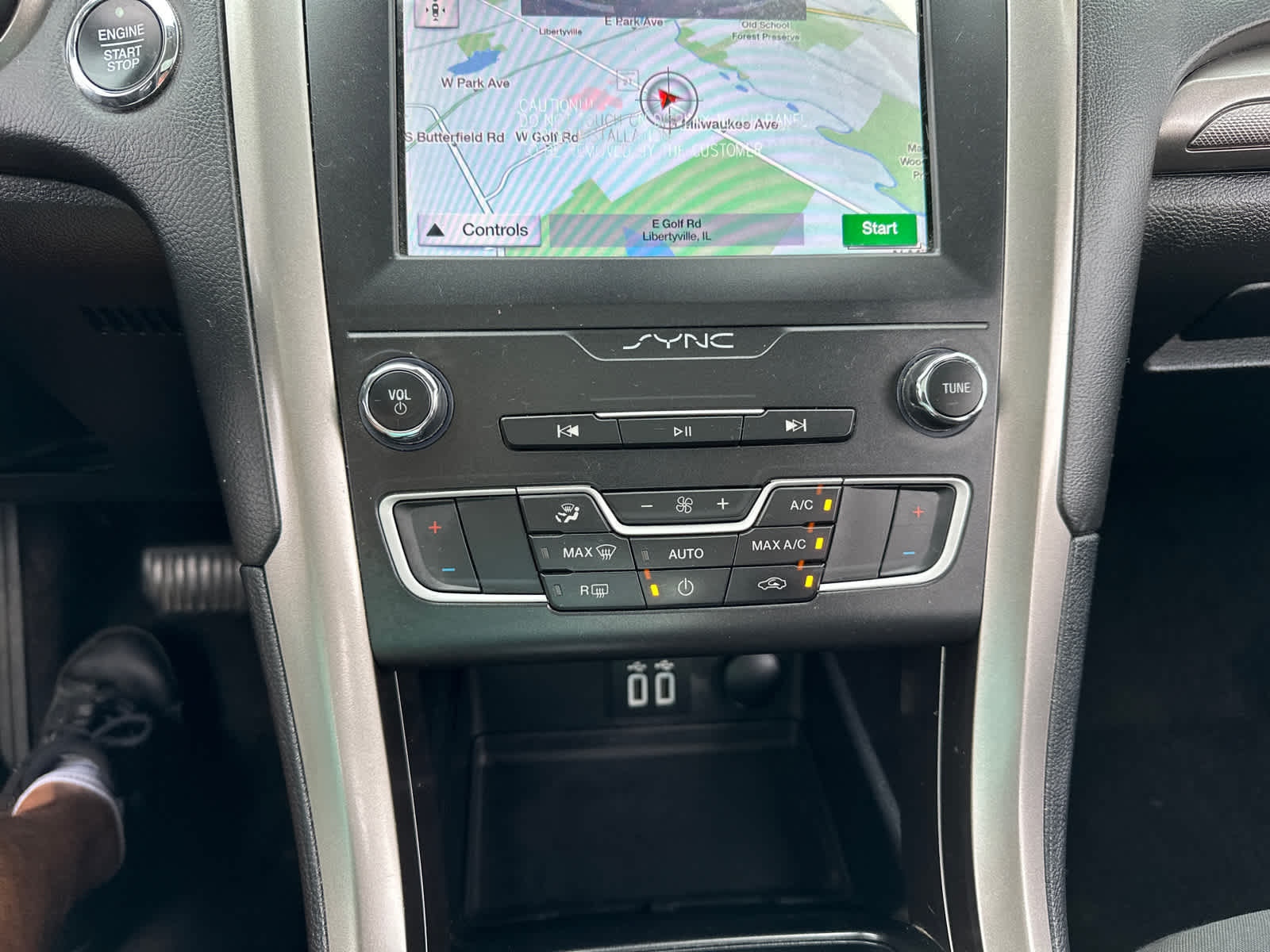 2019 Ford Fusion SE 23