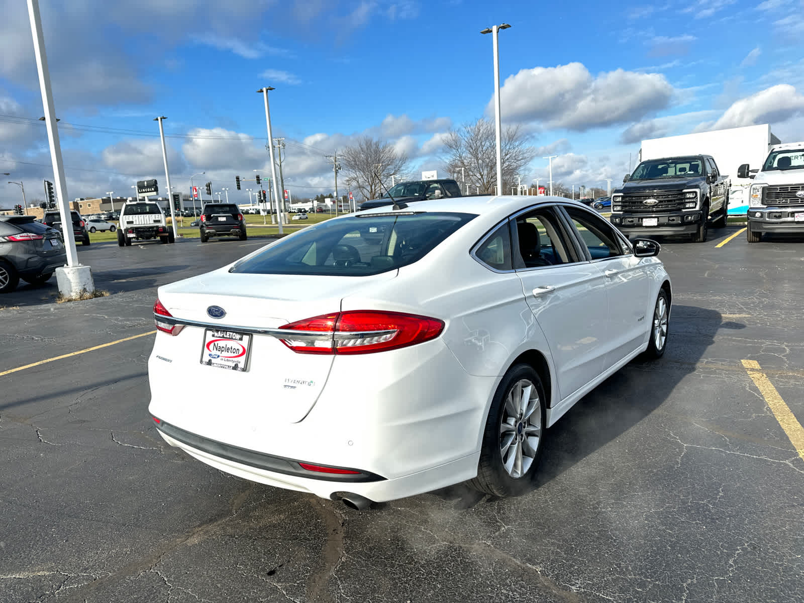 2017 Ford Fusion Hybrid SE 8