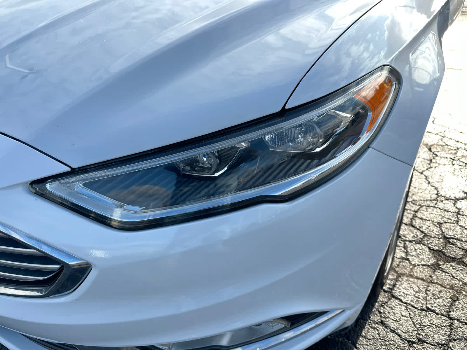 2017 Ford Fusion Hybrid SE 11