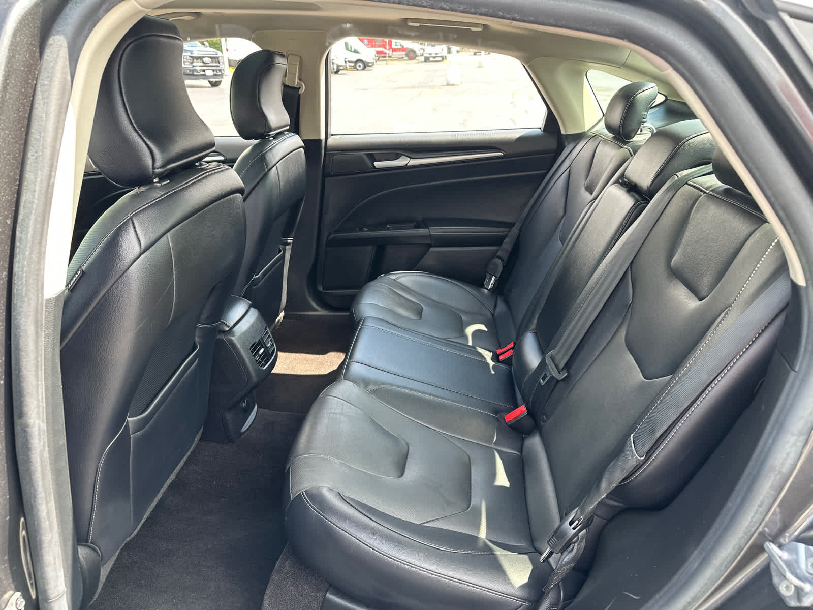 2019 Ford Fusion Energi Titanium 28