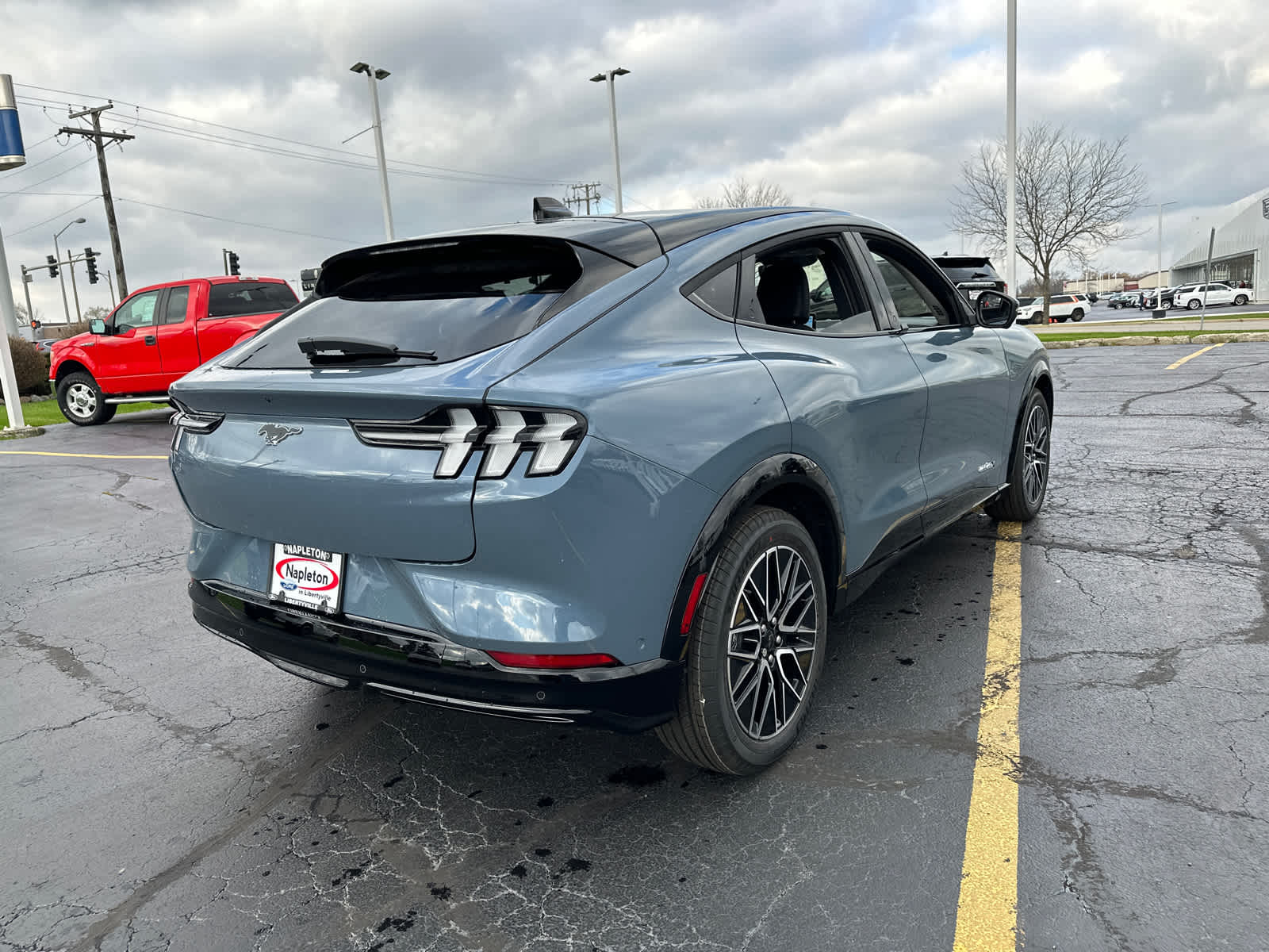 2024 Ford Mustang Mach-E Premium 8