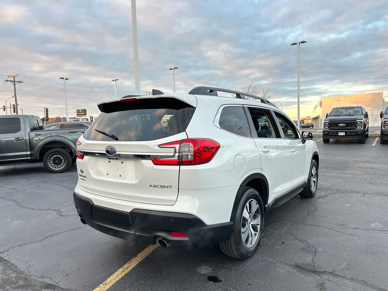 2023 Subaru Ascent Premium 8