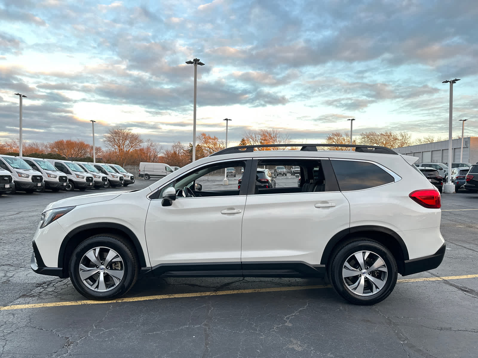 2023 Subaru Ascent Premium 5